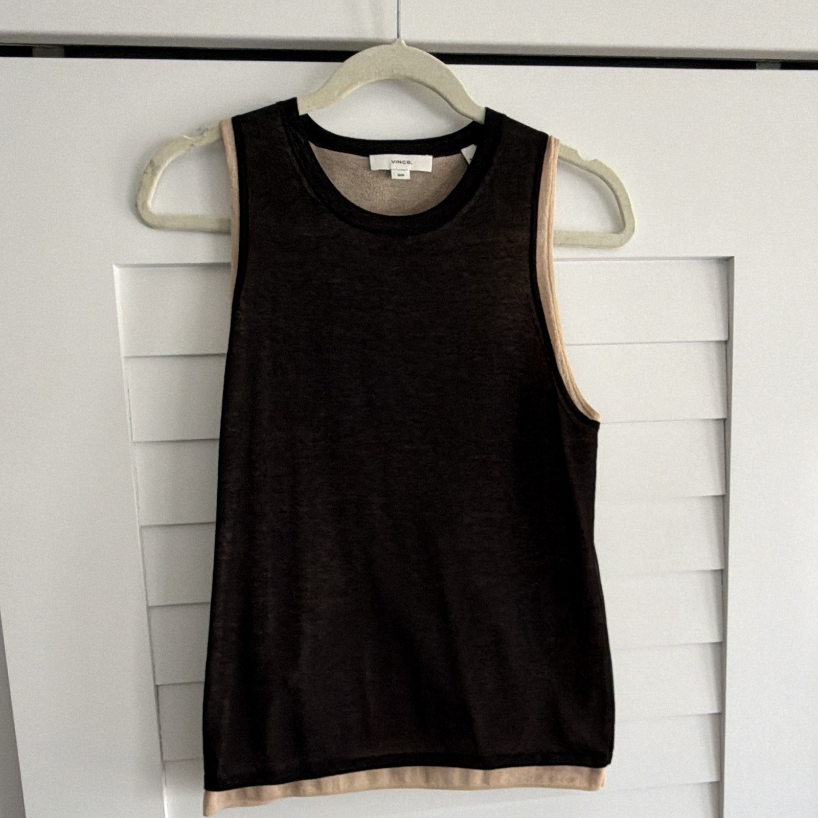 Vince Black Knit Tank Top Crew Neck Beige Contrast Trim Sleeveless Size M