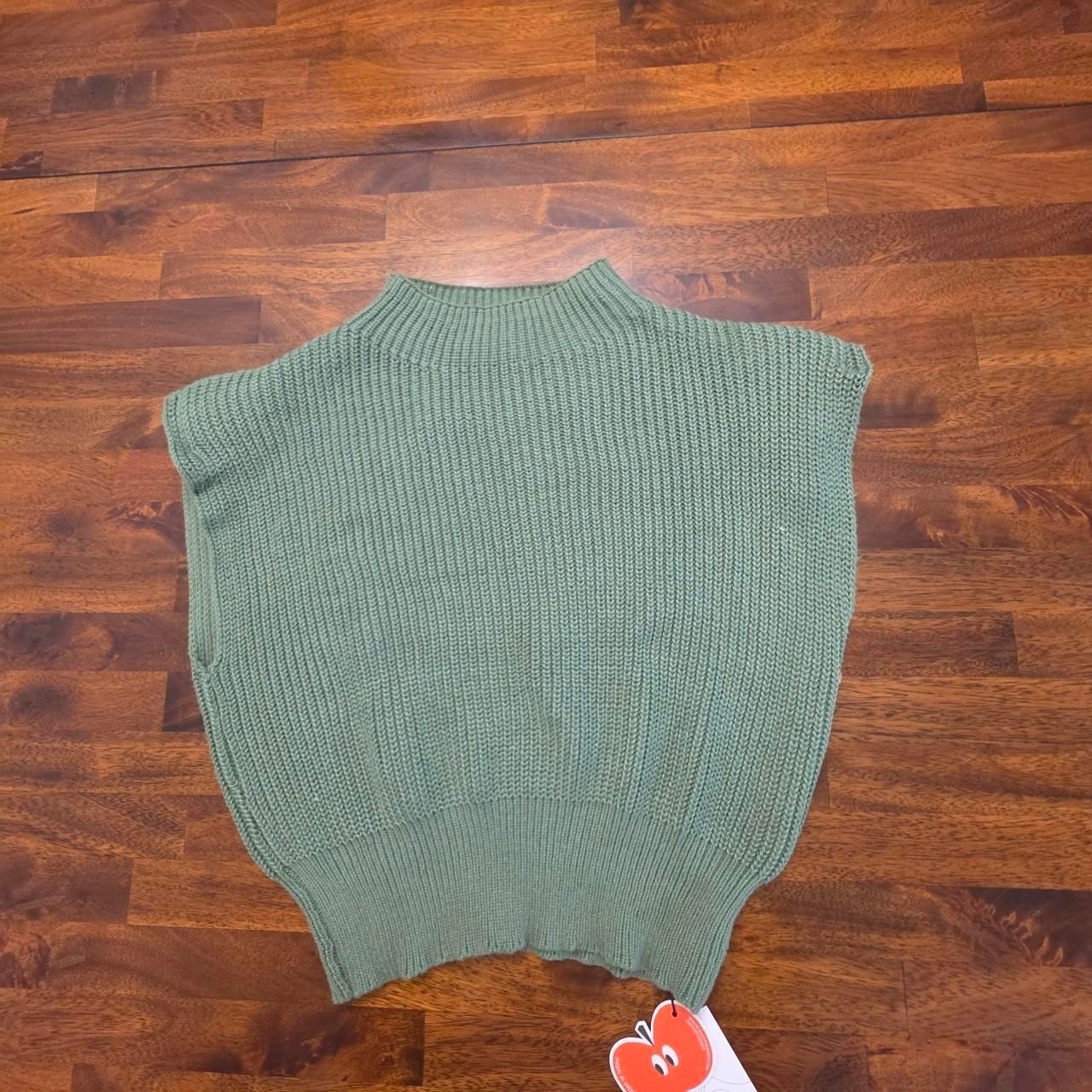 Cider green knit top stretchy polyester new with tag **read Description **sku 92