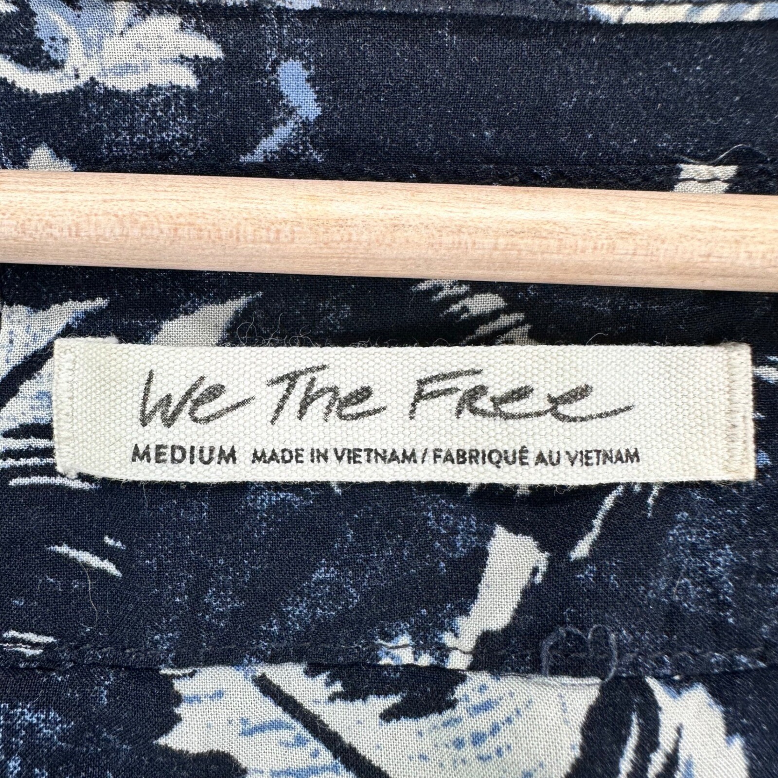 We The Free Hawaiian Shirt Womens M Blue Button Up Oversized Beach Vacation