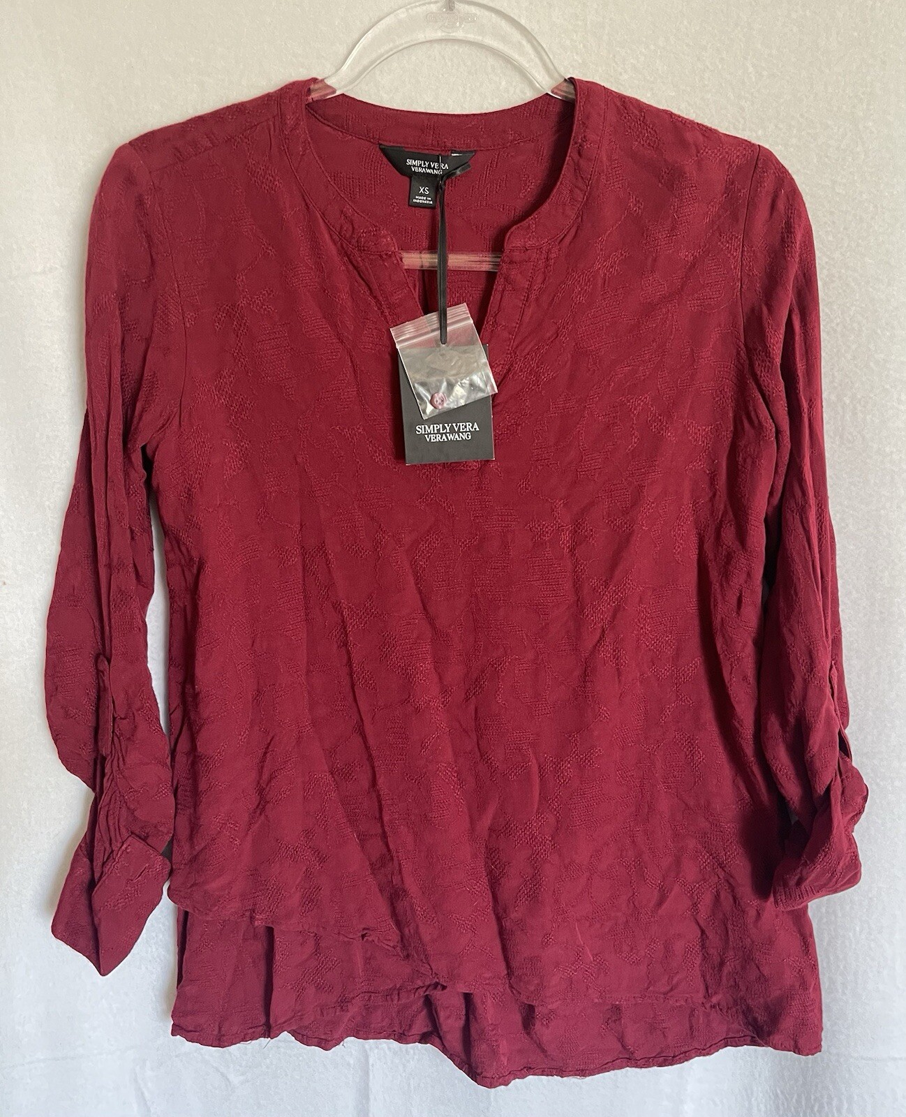Simply Vera Wang Blouse Womens XS Red Wine Allure Cross Front Roll Tab Top New