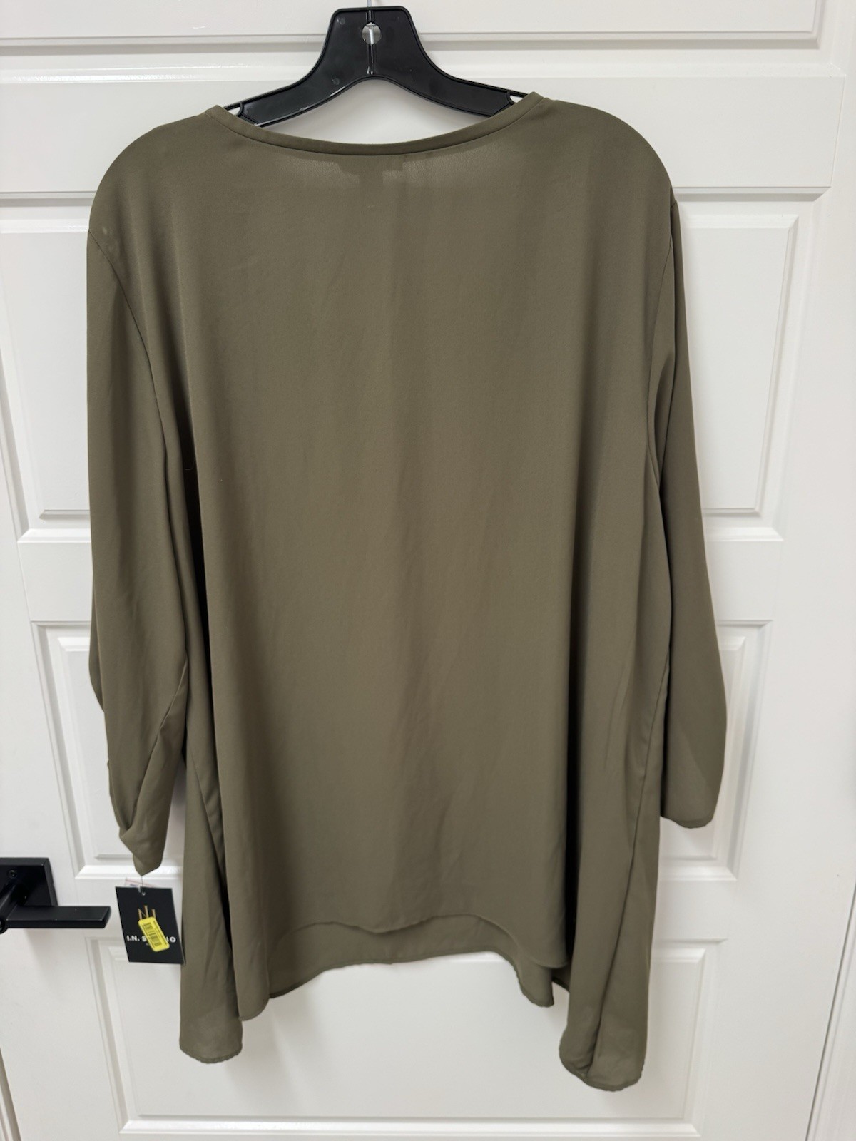 3X I.N. Studio Woman Blouse Top Pullover Green Beaded Sharkbite Hem New NWT A3