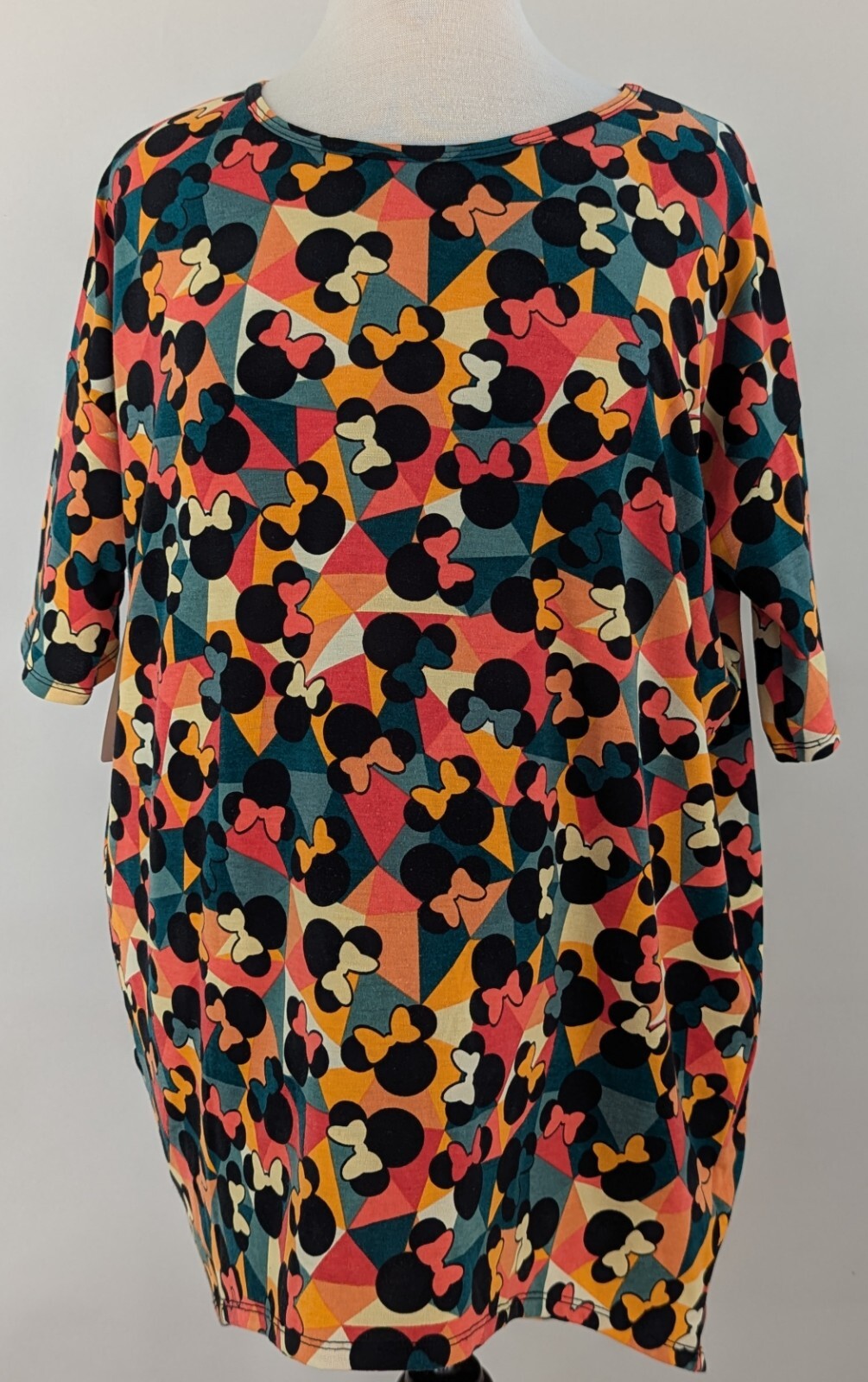 LuLaRoe Irma Tunic Top Multicolor Minnie Mouse Disney Print NWT T09