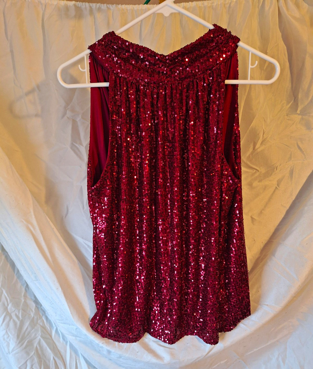 Blue Sol Women’s Burgundy Sequin Mesh V-Neck Sleeveless Pullover Blouse S