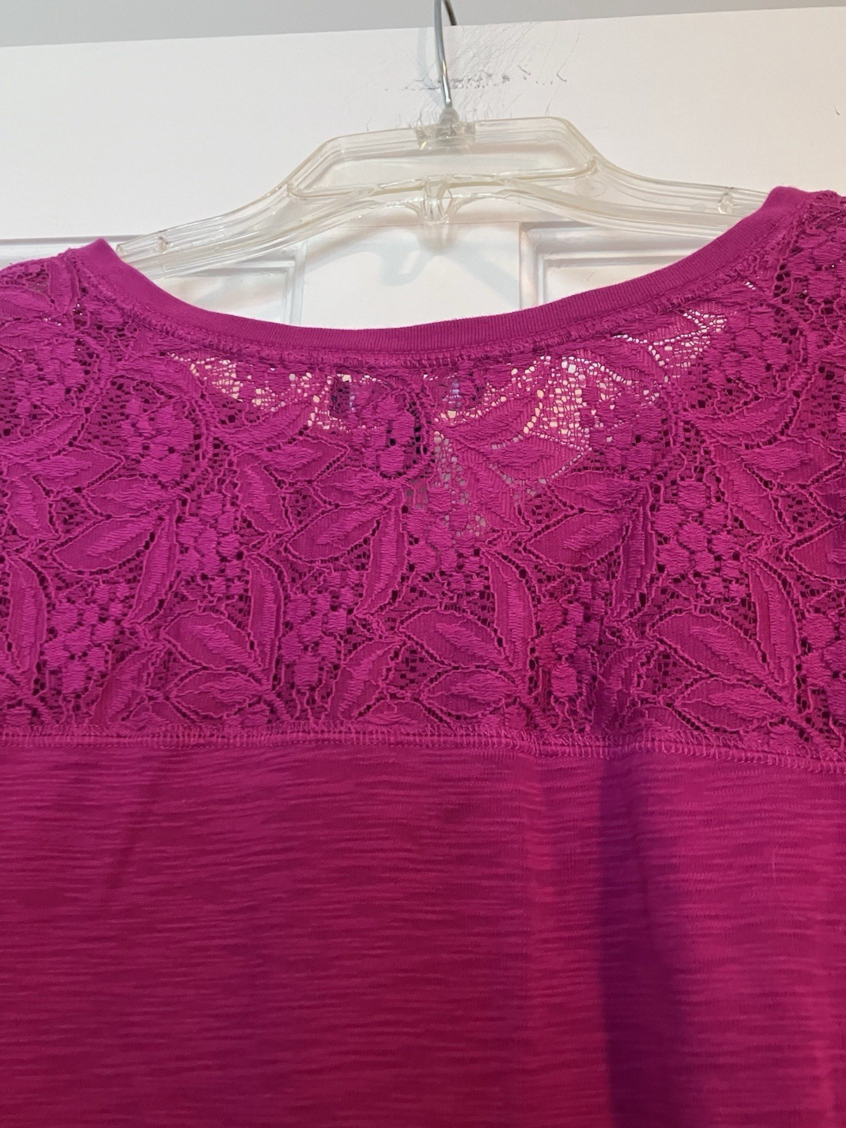 Chaps 2X Fushia Sheer Lace Shoulder 3/4 Sleeve 5 Button Pullover Top