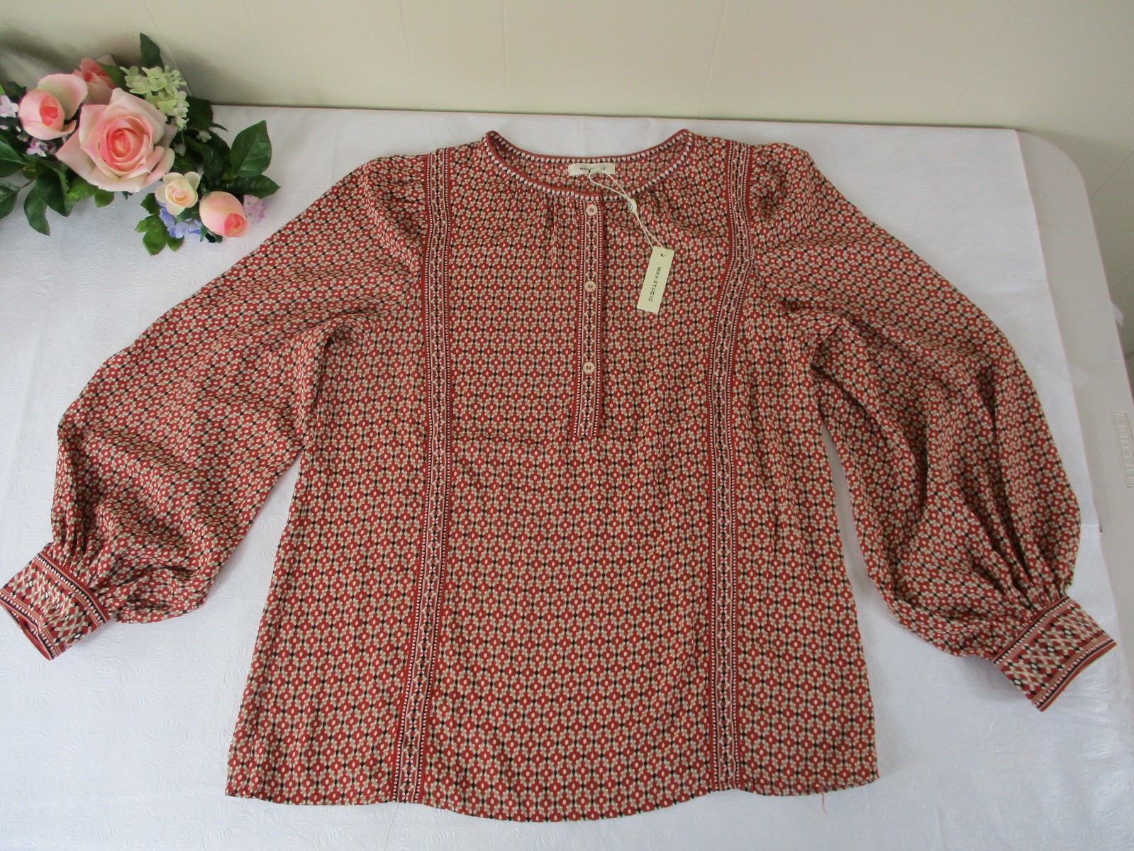 NWT Max Studio Blouse Wms L Boho Print Bishop Sleeve Silky Henley Top
