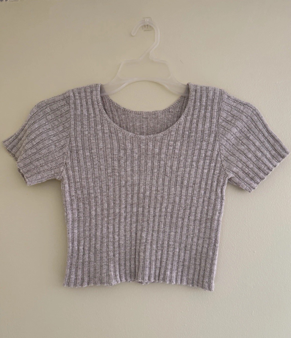 Women’s XS Ribbed Knit Crop Top Beige Oatmeal Short Sleeve Stretch Sweater Tee