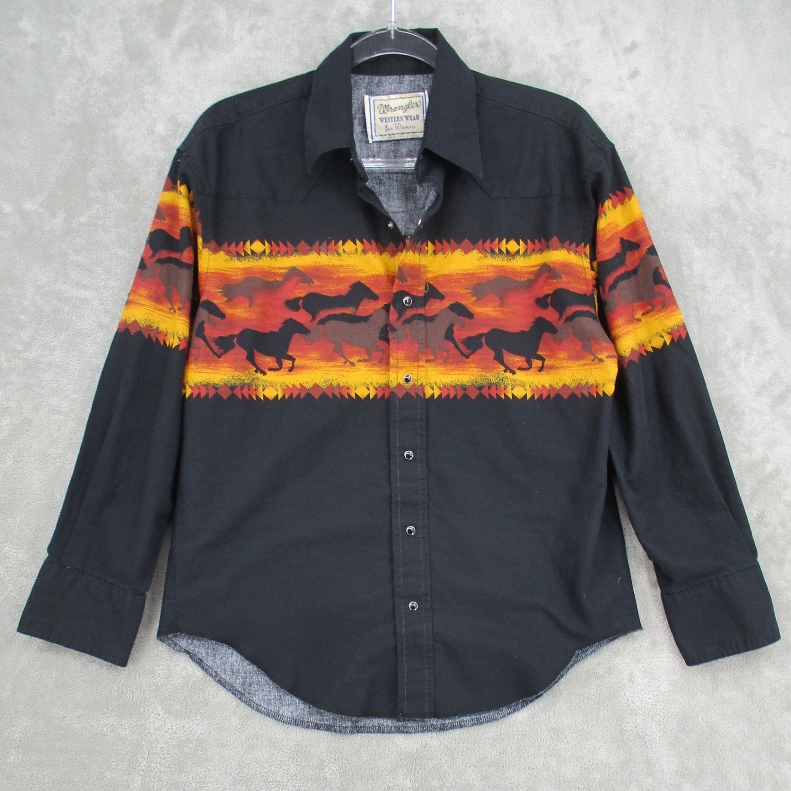 Vintage Wrangler Western Wear Shirt Womens Large Pearl Snap Horse Aztec Western