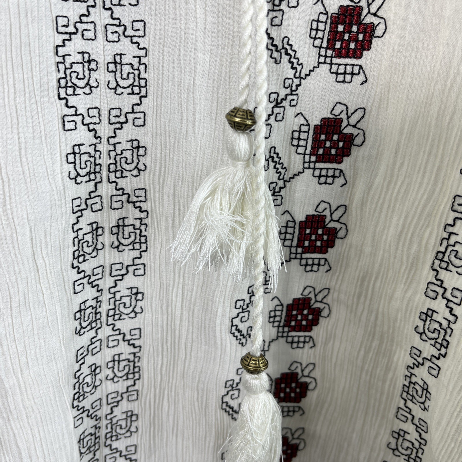 Hazel Woman’s Bohemian Peasant Top Size Medium White Floral Hippie Witchy