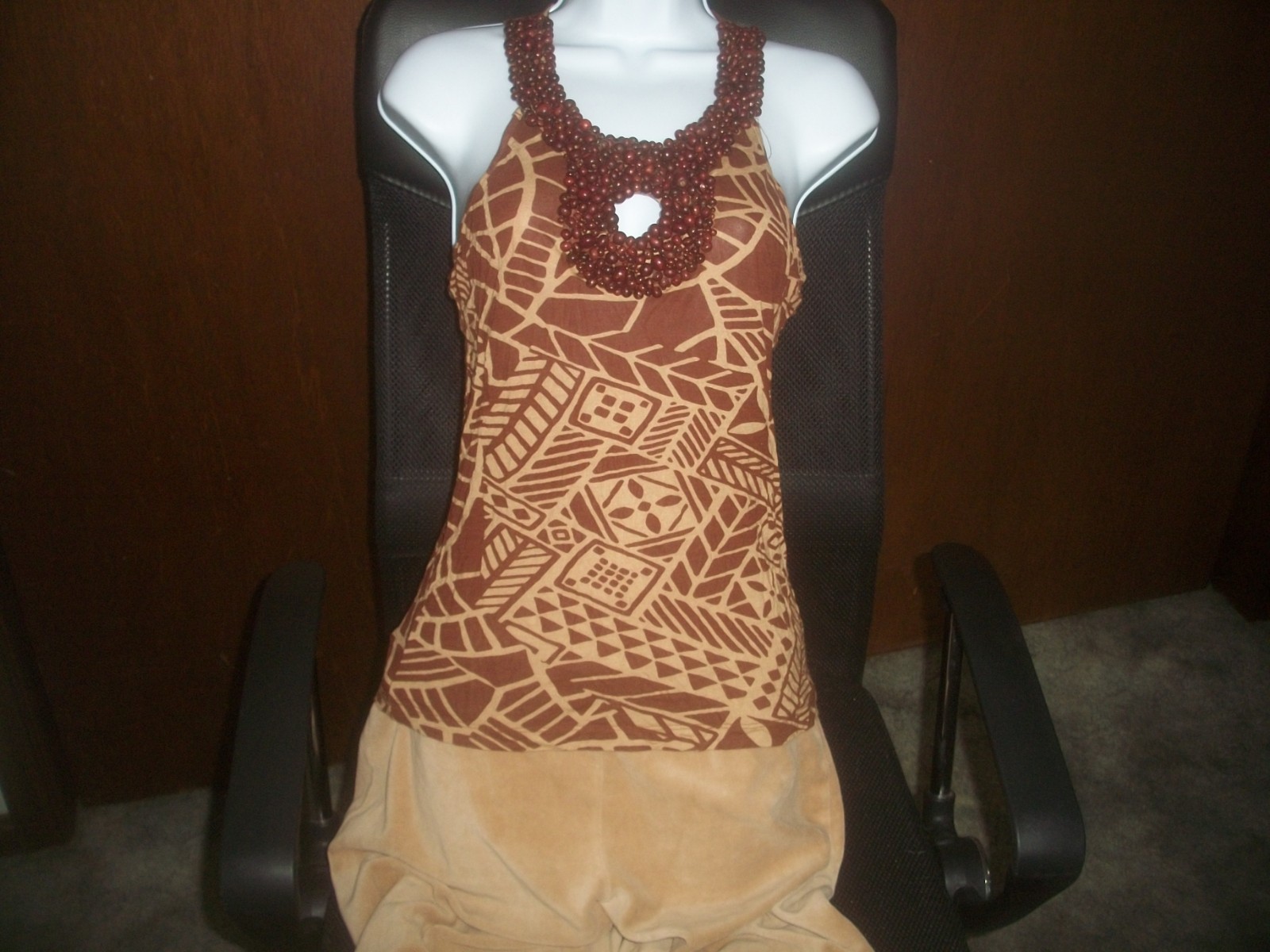 womens vintage halter top.jungle print.wood beads.size small