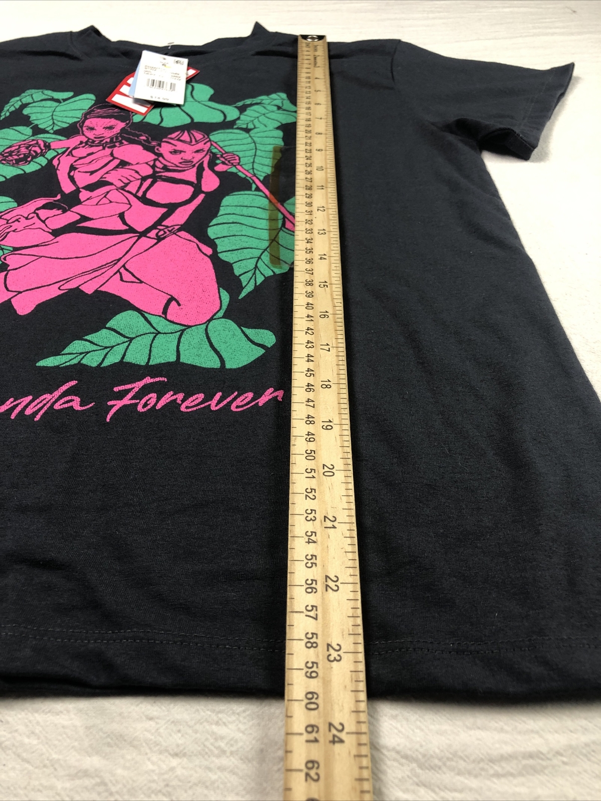 Marvel Wakanda Forever Phantom Graphic T Shirt Junior Size Small Black New W/tag
