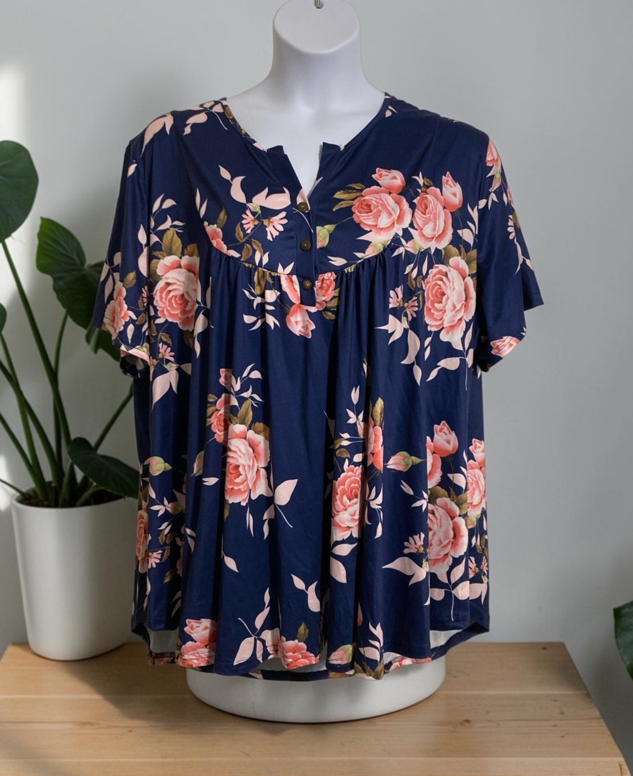 Women Allegrace Blue Floral Design Short Sleeve Polyester Pullover Blouse Sz 4X