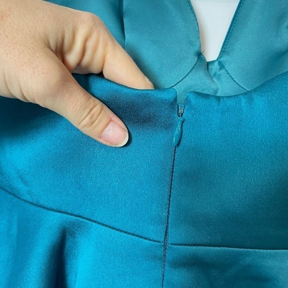 Keepsake the Label Stolen Hearts Satin Strapless Peplum Top M Teal Womens Party