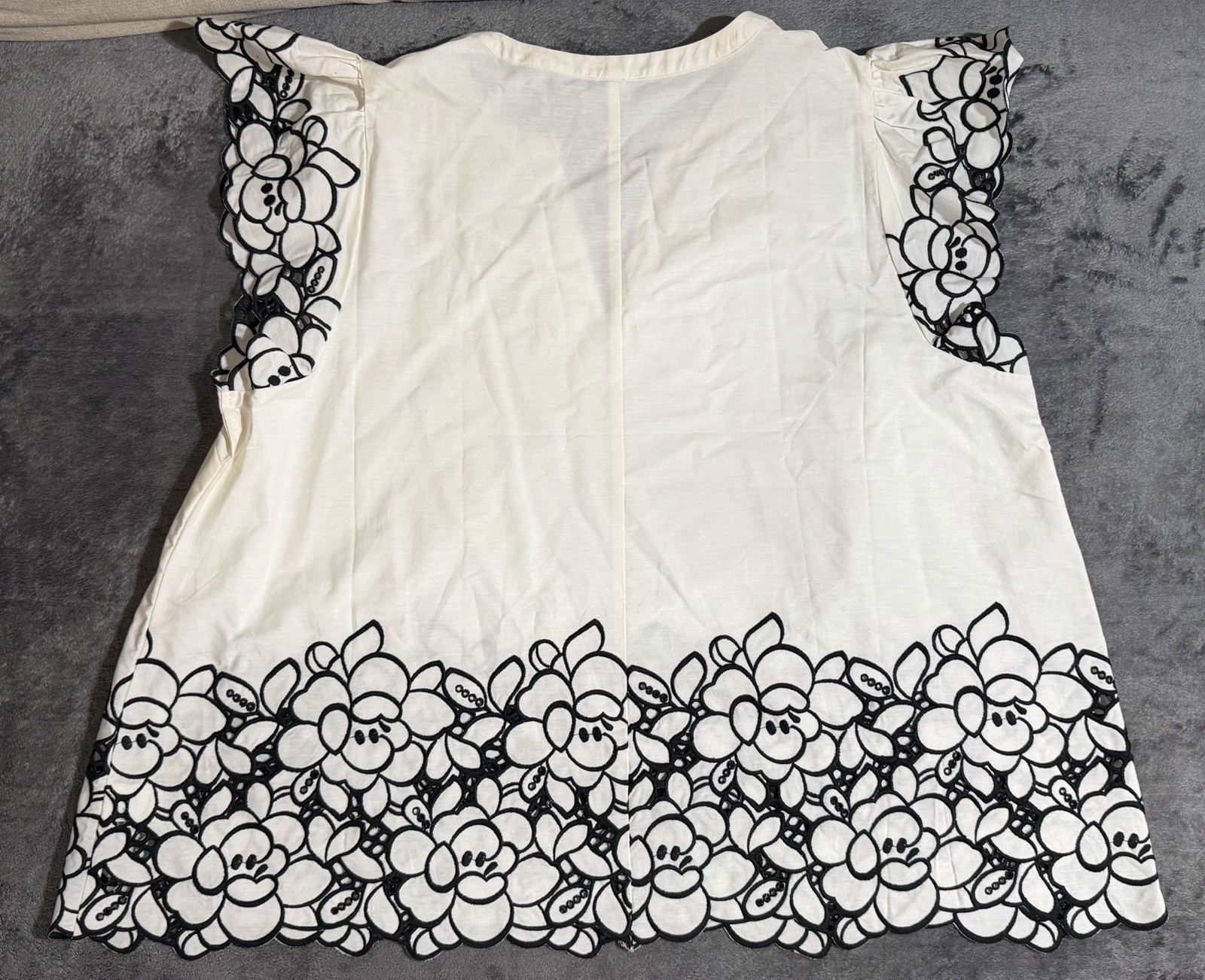 Torrid Belle Isle Flutter Top Whisper White Size 1X NWT