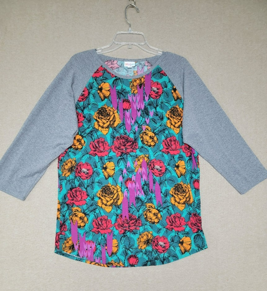 LULAROE~ Woman’s 2X ~ 3/4 Sleeve Gray Floral T-Shirt Stretch Easy Care