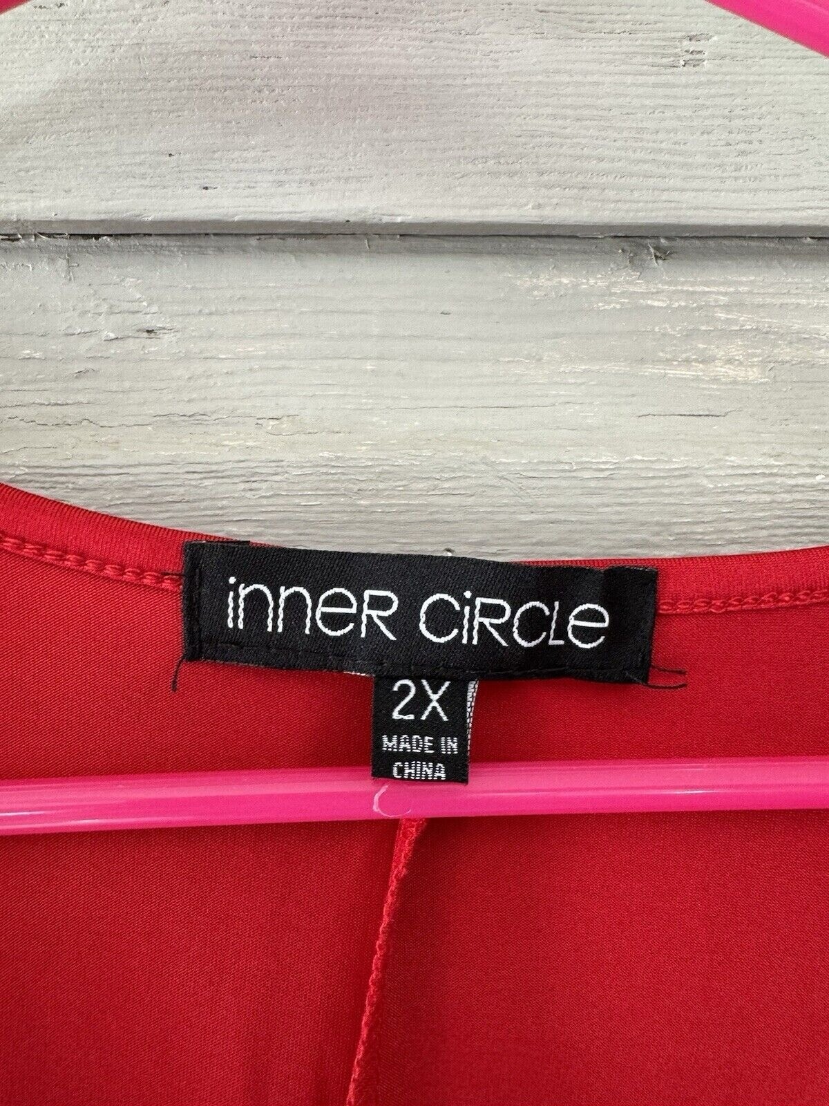 2 Inner Circle Women’s Shirt Red And Green 2X
