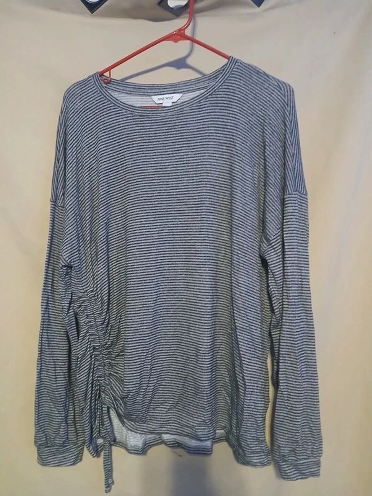 Nine West long-sleeve knit top size large