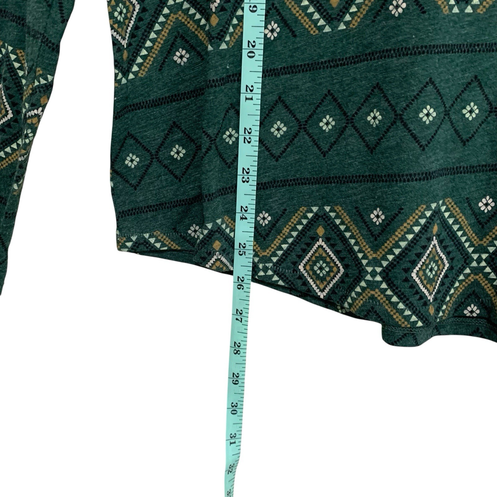 Sonoma The Everyday Tee Womens Size XXL Green Aztec Long Sleeve V-Neck Knit
