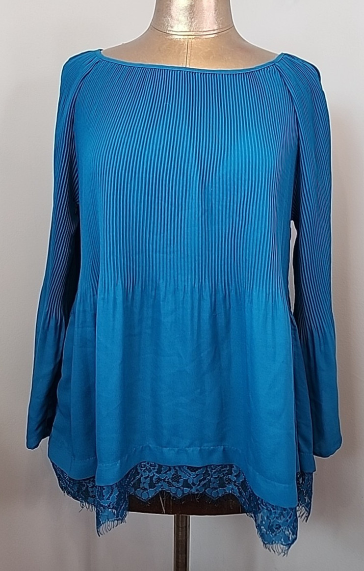 Roz & Ali Blue Cold Shoulder Sleeve Top Womens M Chest 38 Lace Trim 303-35462