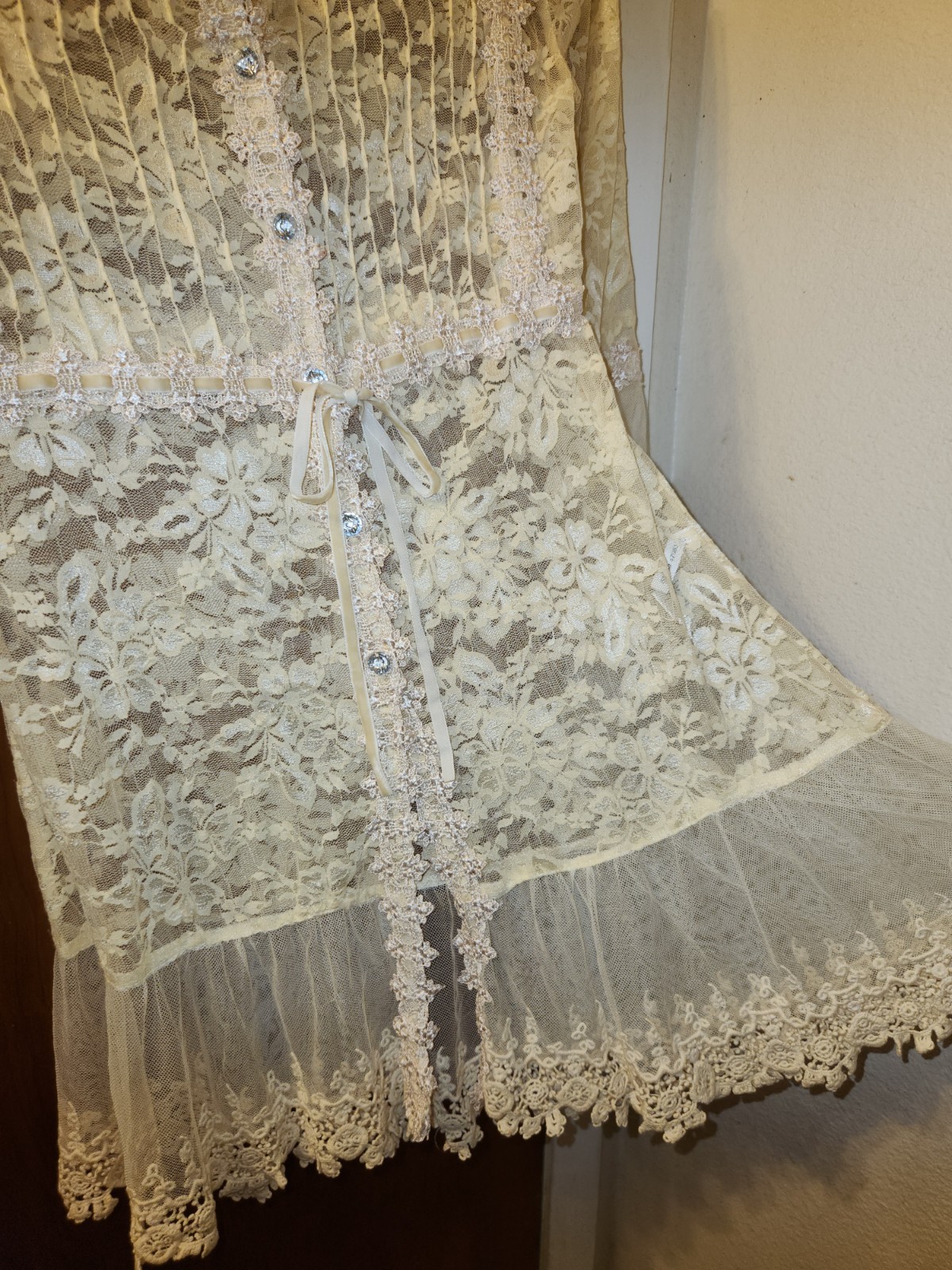 Boston Proper Women’s Cream Lace Button Front Tunic Size XXS Romantic Victorian