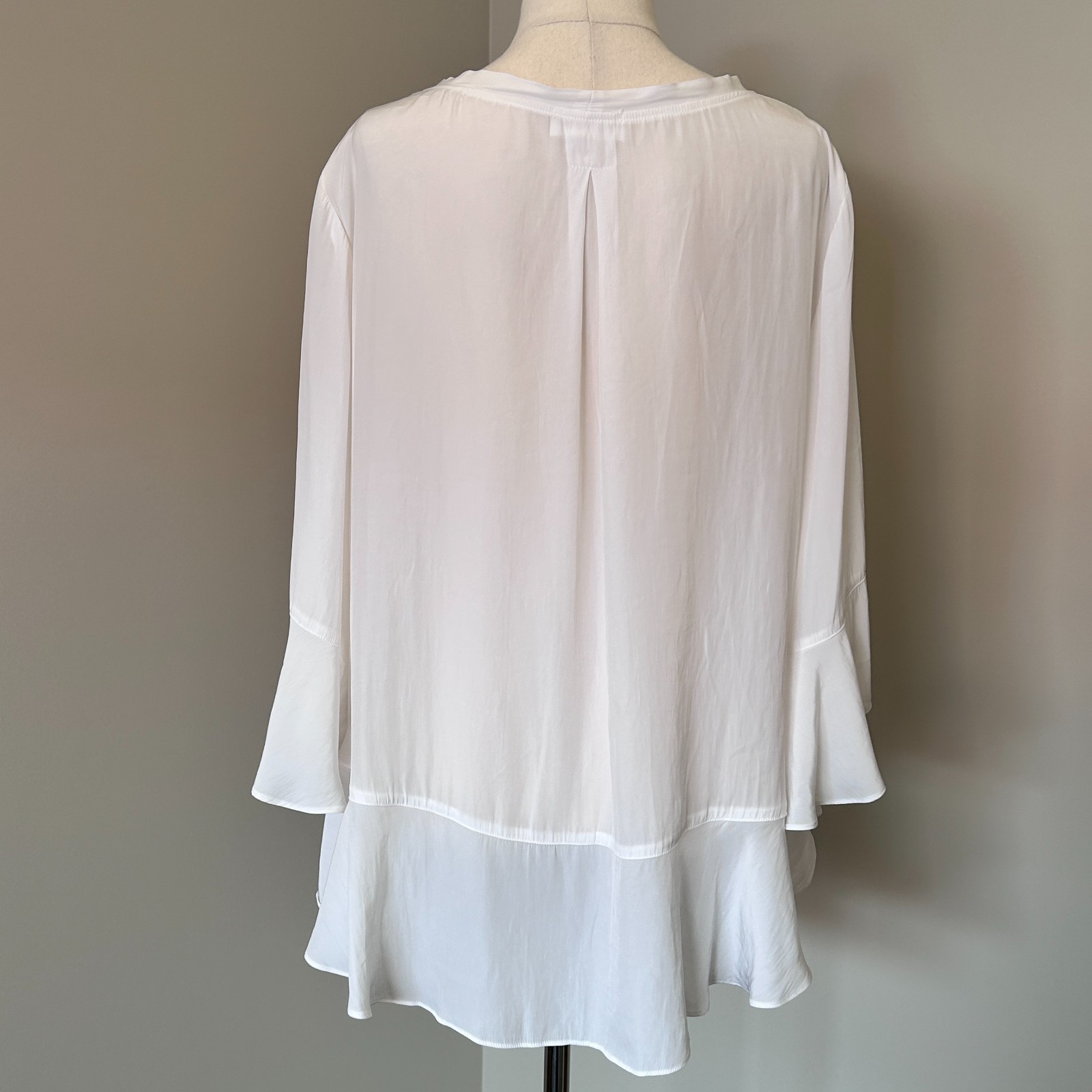 Mela Purdie Top Women AU 16 White Bell Sleeve Relaxed Fit Technical Polyester