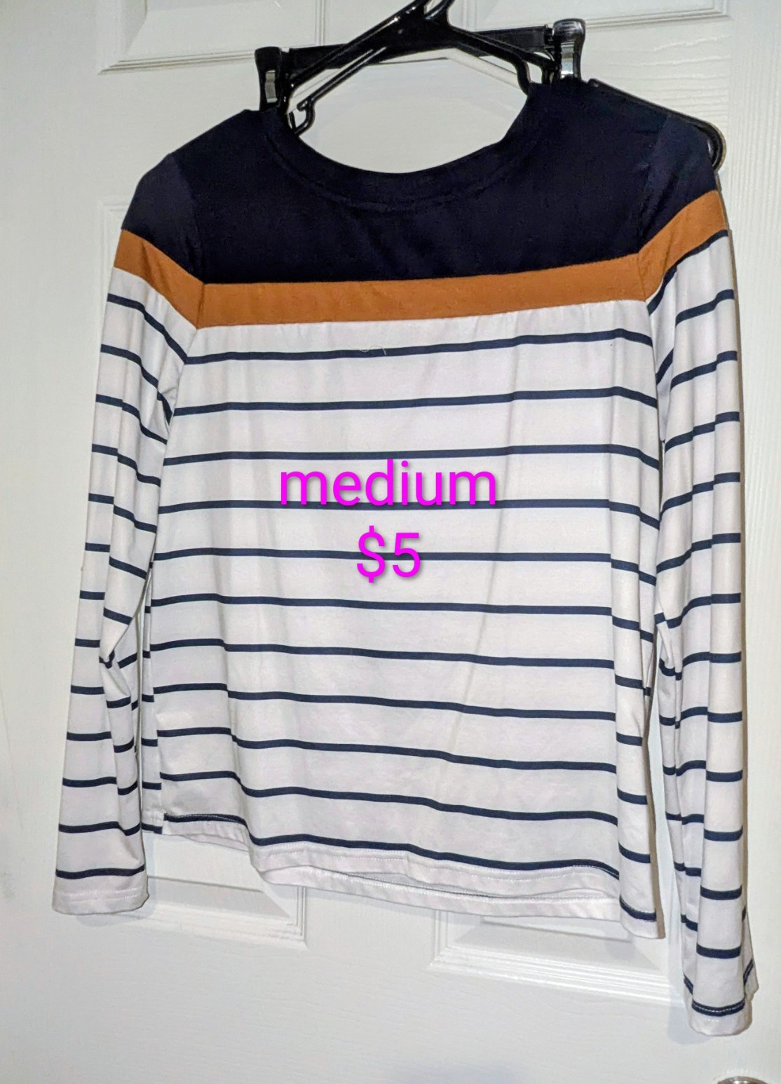 Women’s White/Blue/Brown Striped Knit Round Neck Long Sleeve Pullover Top M
