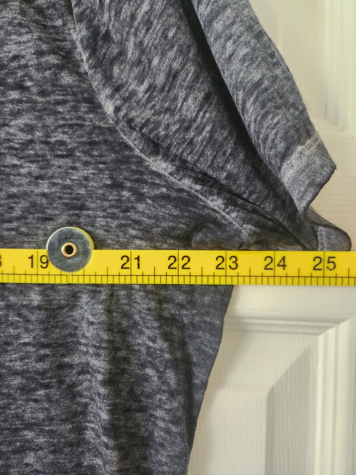 Disney Mickey Mouse Gradient Mandala Tee – Charcoal Gray Women’s XL