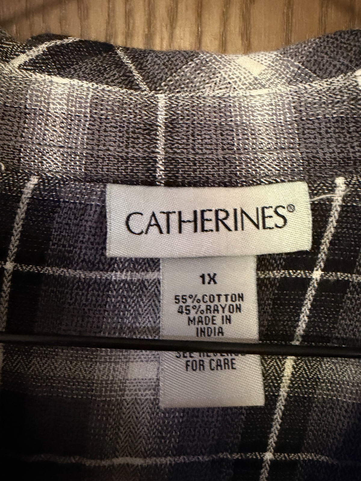 Catherines Womens Plus Size 1X Grey Plaid Button Up Long Sleeved Tunic