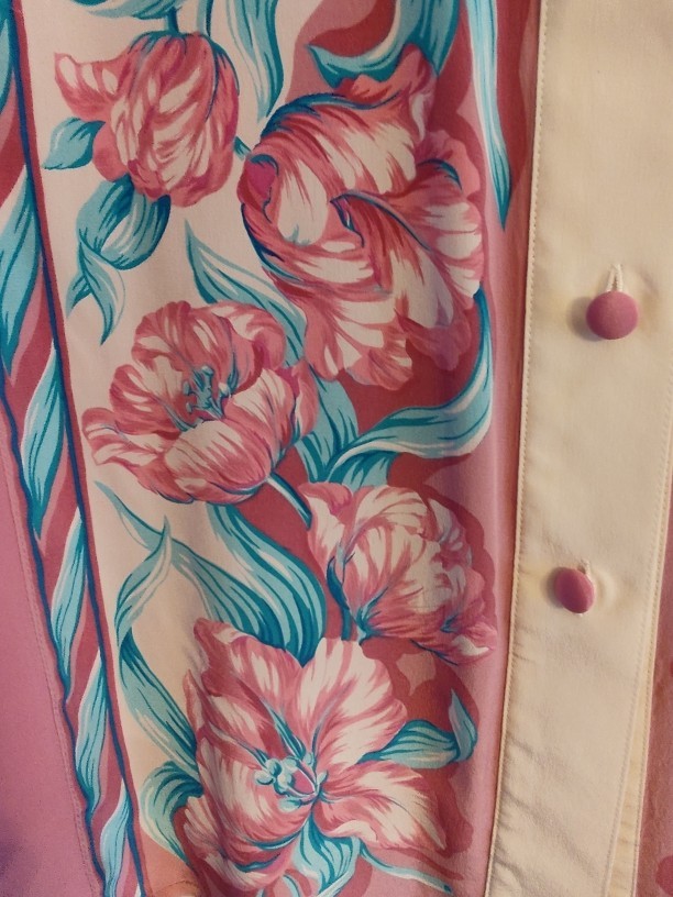 Women’s Bob Mackie Wearable Art 100% Silk Pink Lightweight Blouse Size L