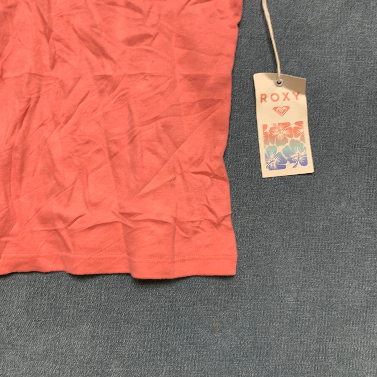 Aeropostale Roxy Hibiscus Graphic Baby T Shirt Womens Medium Pink Short Sleeve