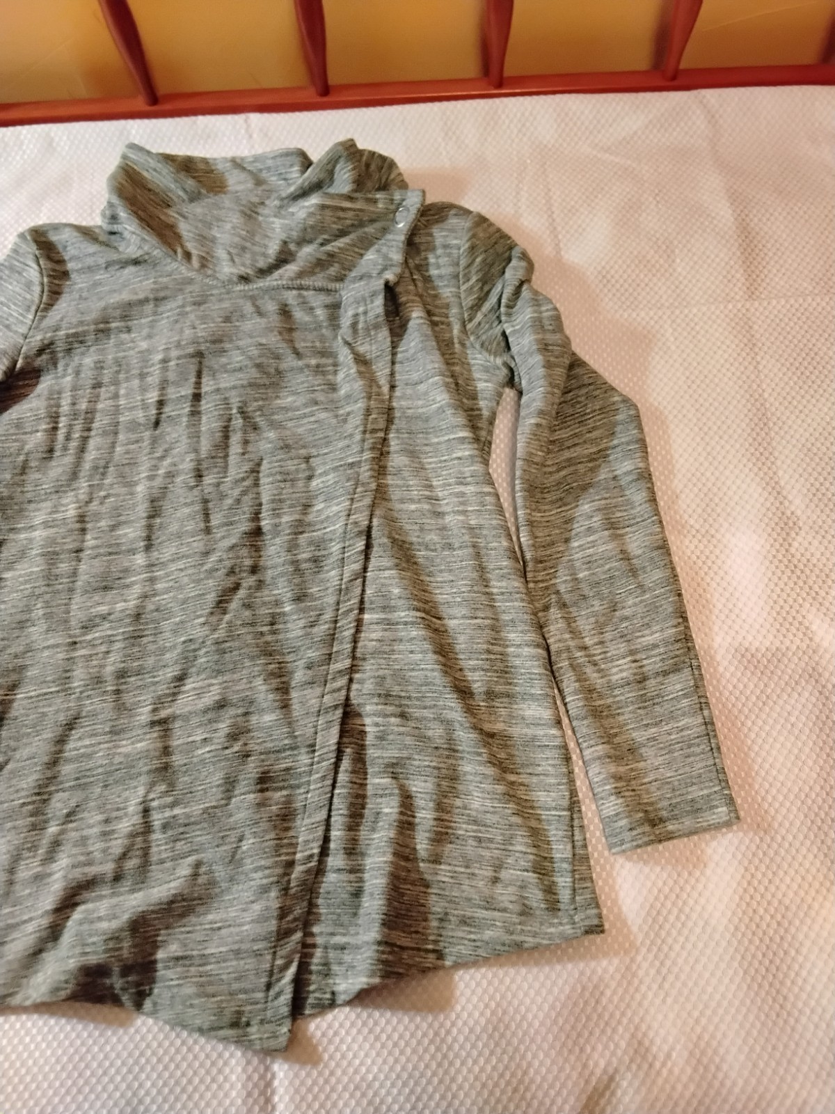 DANSKIN Cotton Poly spandex Blend Warm Workout Sweatshirt Long Sleeve Sz L