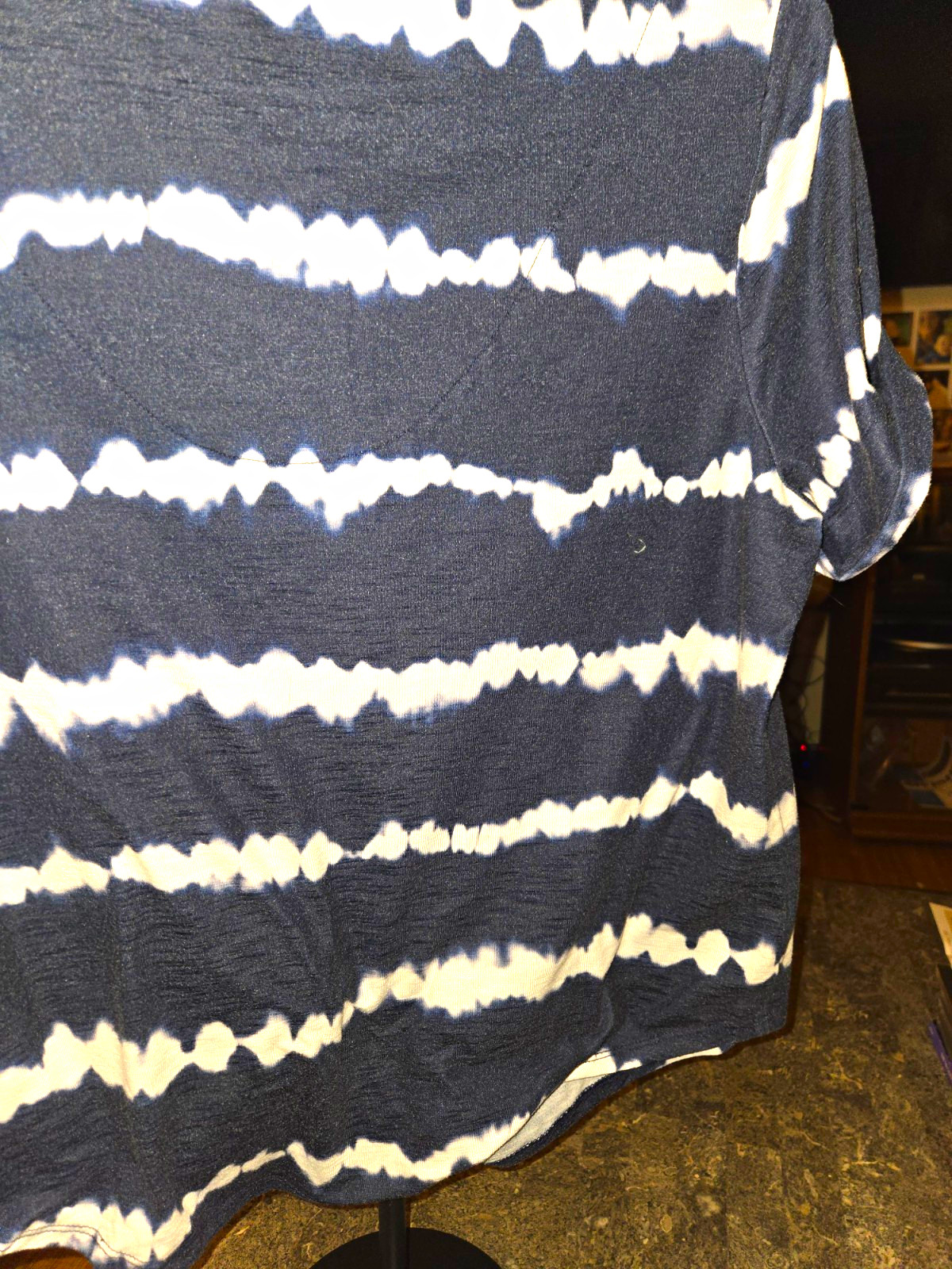 Chico’s 2 Blue/White Striped Knit V-Neck Short Sleeve Pullover T-Shirt