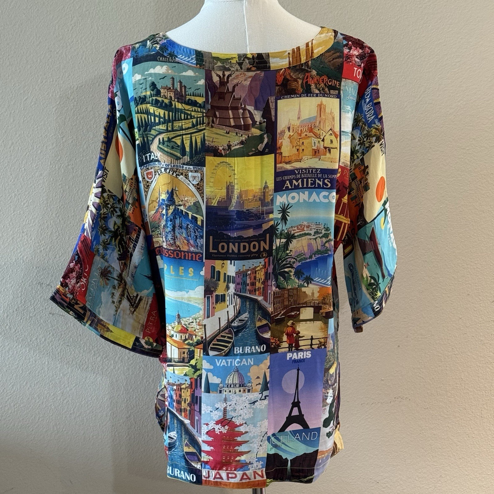 Art To Wear Global Travel Postcard Print Tunic Top Paris Europe XS