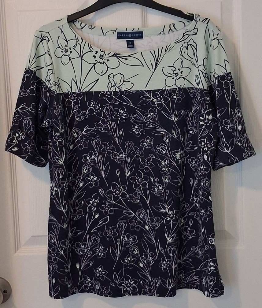 Karen Scott flowered top, size M, soft green and navy, elbow length sleeves