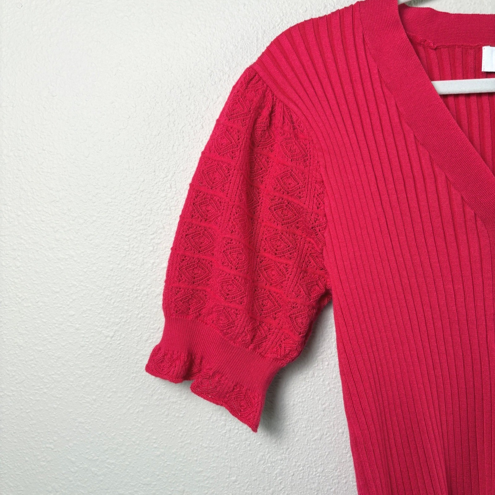 Magaschoni Ribbed Knit Top Womens L Spanish Rose Red Bee Button Short Sleeve NWT