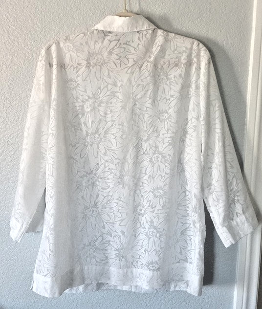 Sag Harbor Women’s Top Large White 3/4 Sleeve Button Up Blouse Semi-Sheer Floral