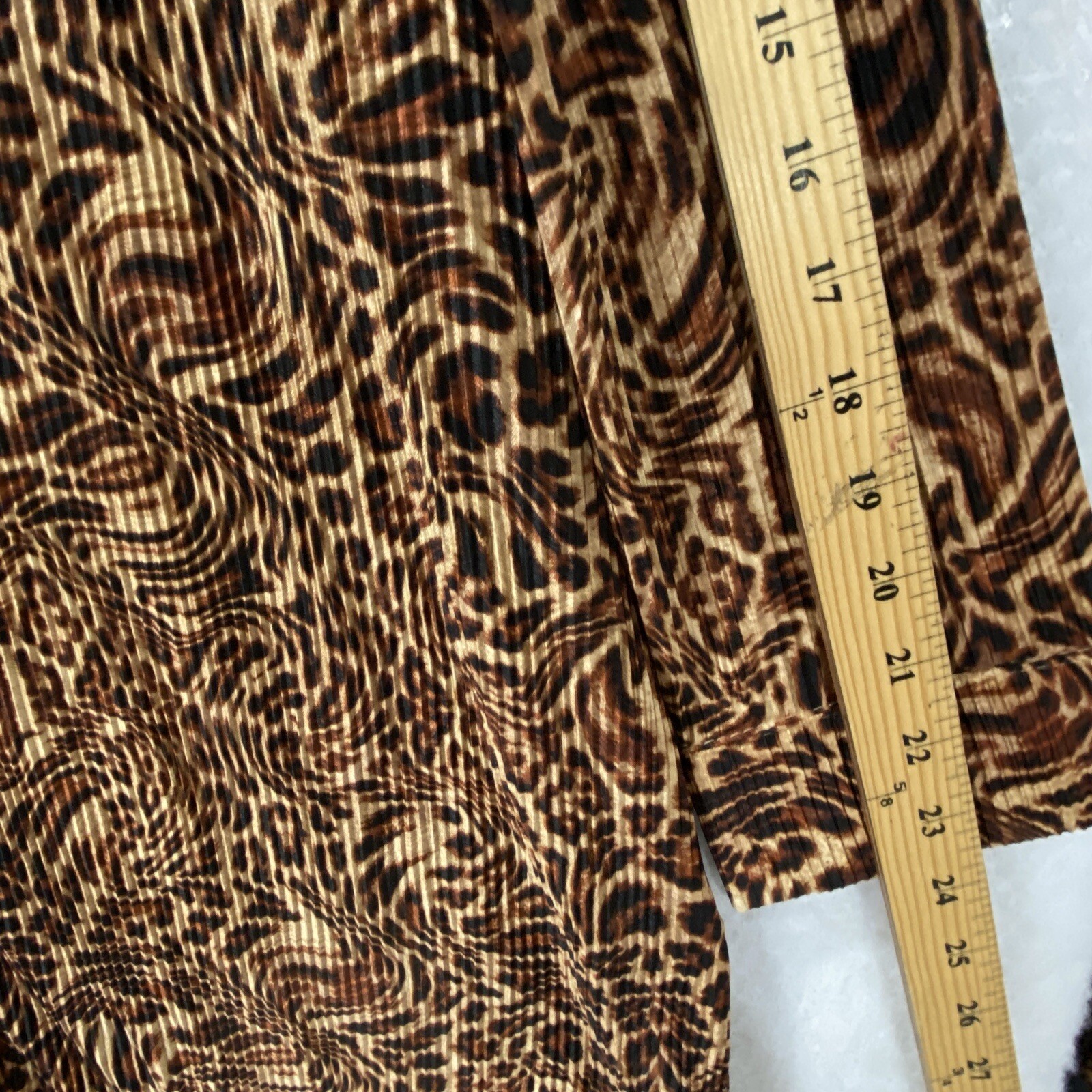 Inner Circle Leopard Print Top Woman’s 1x, 3x Button Up Accordion Pleated Brown