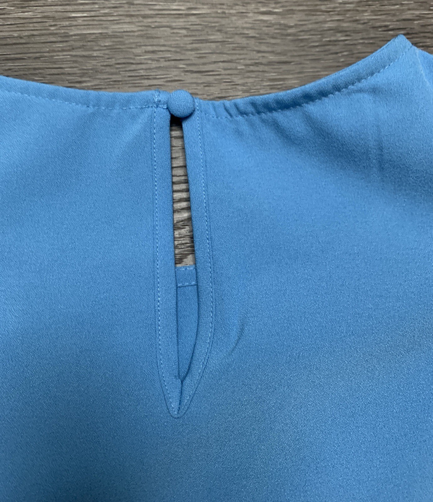Alex Marie Charlie Sleeveless Blouse Round Neck Blue Keyhole Neck Size Small