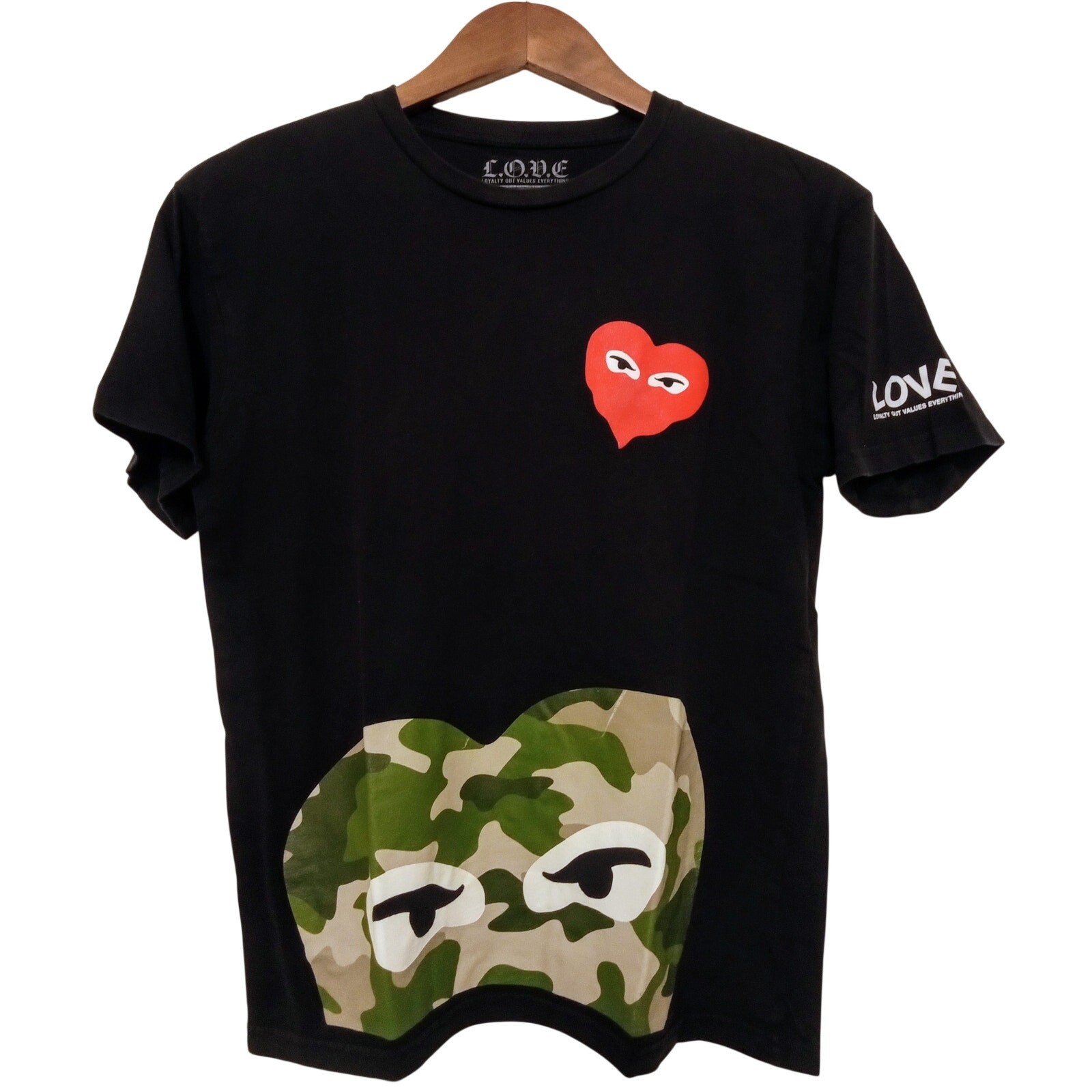 L.O.V.E. Loyalty Out Values Everything Heart Face Camo Graphic Women’s Tee SZ L