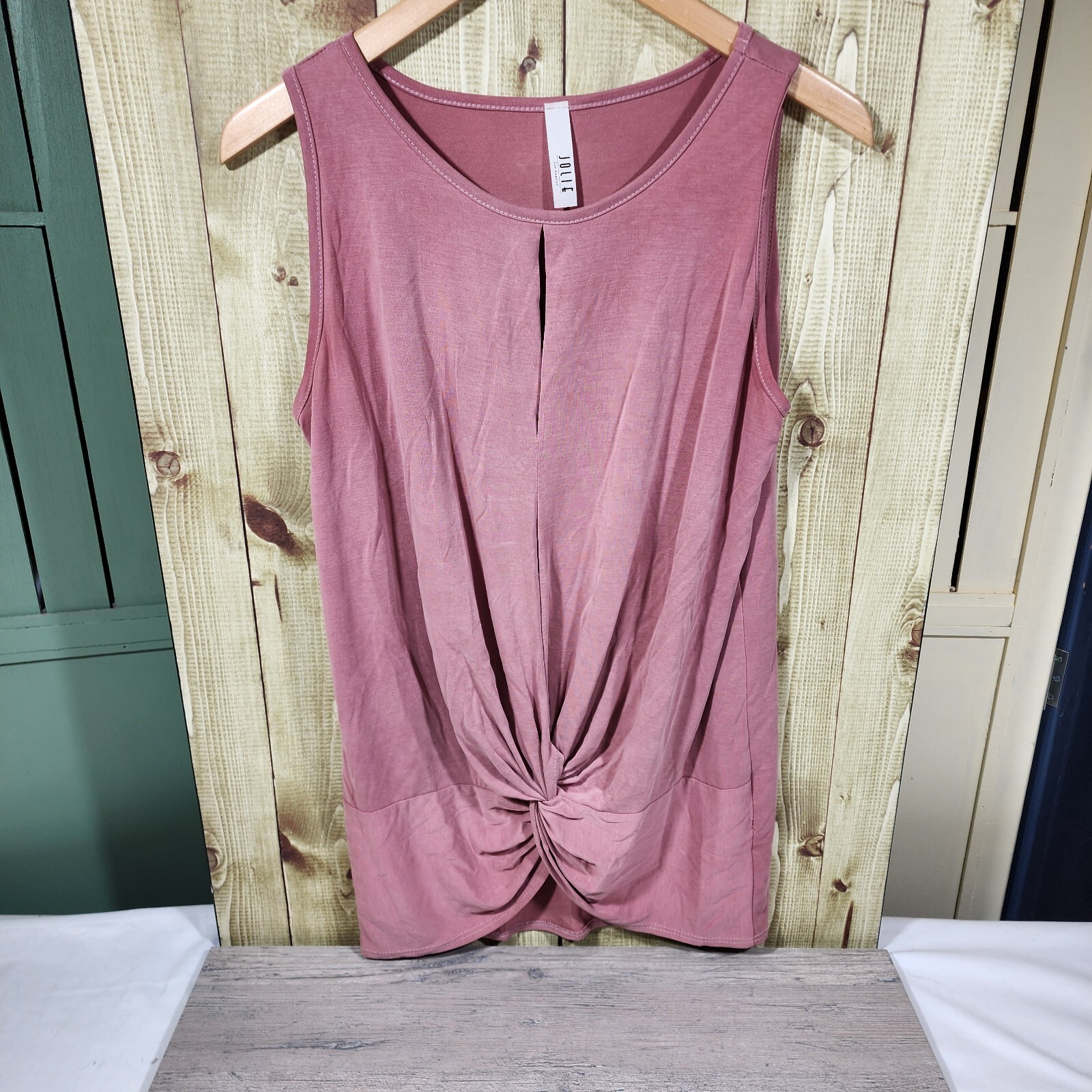 Jolie Womans Dusty Rose Sleeveless Blouse Size Large