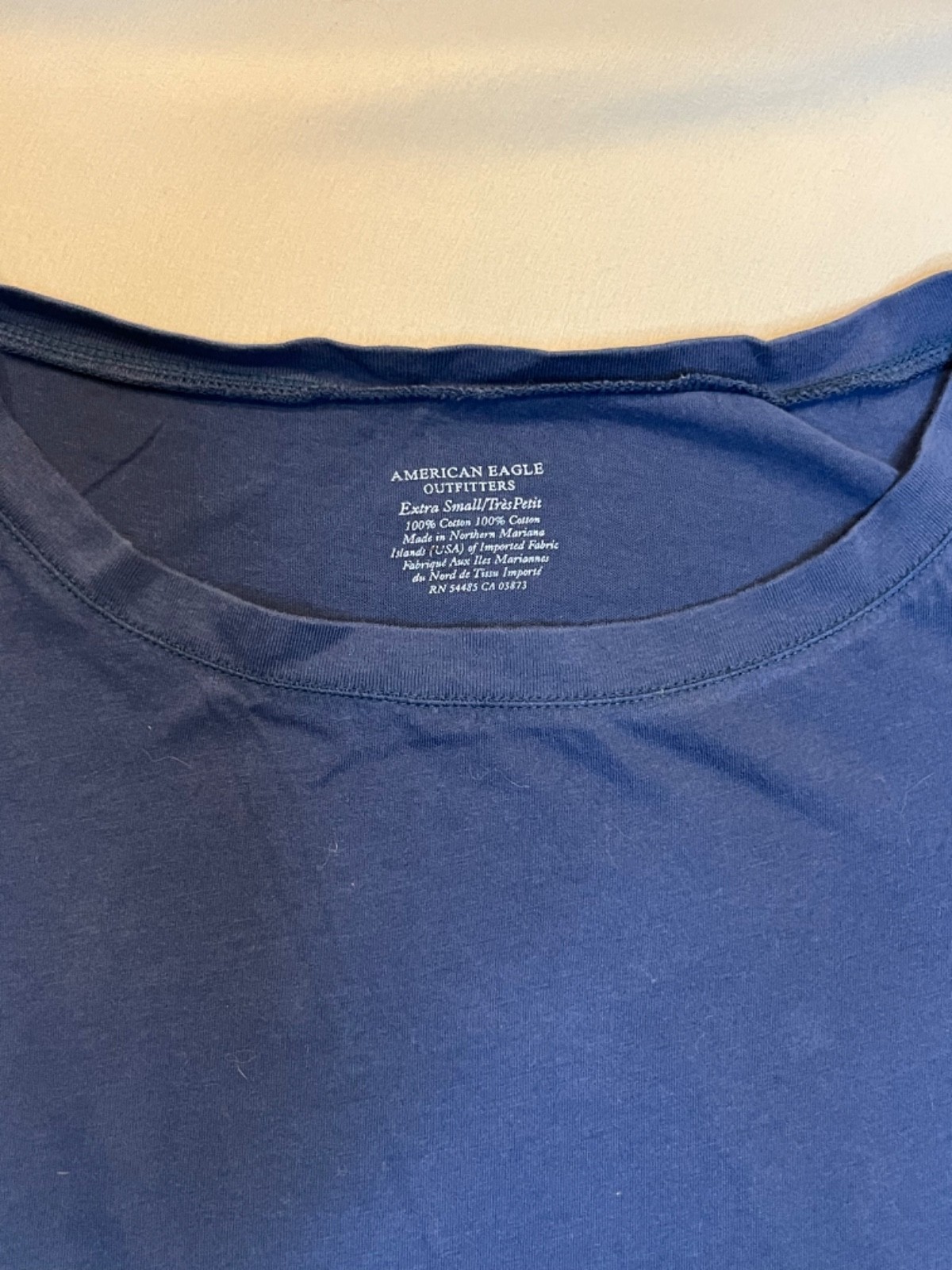 Navy extra Small American Eagle T-Shirt solid Slim scoop neck 100% cotton USA