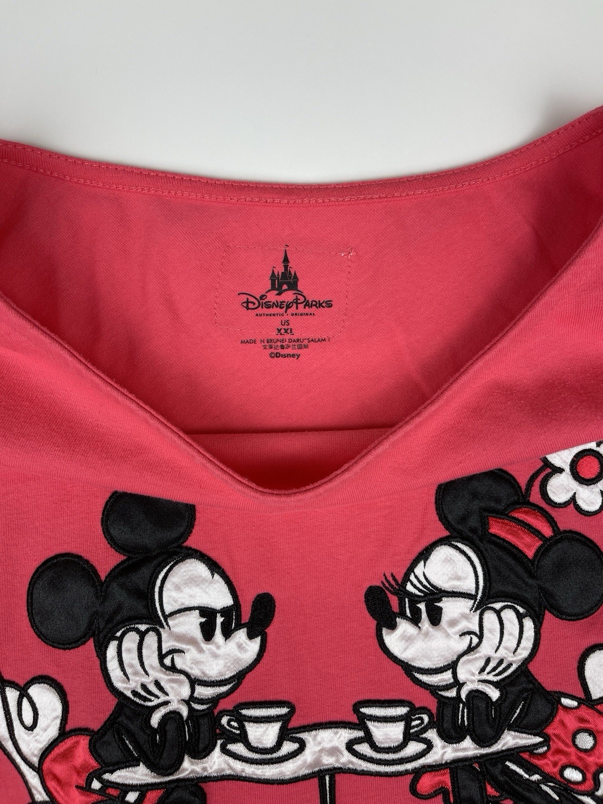 DISNEY MICKEY & MINNIE “XOXO” EMBROIDERED T-SHIRT WOMEN’S SIZE XXL – AUTHENTIC
