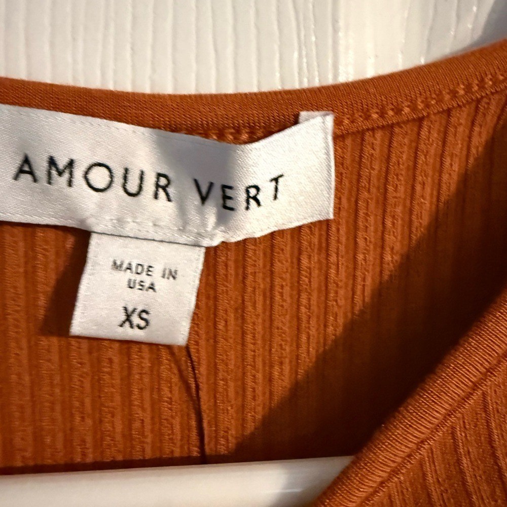 Amour Vert Morgan Peplum Long Sleeve Top – XS