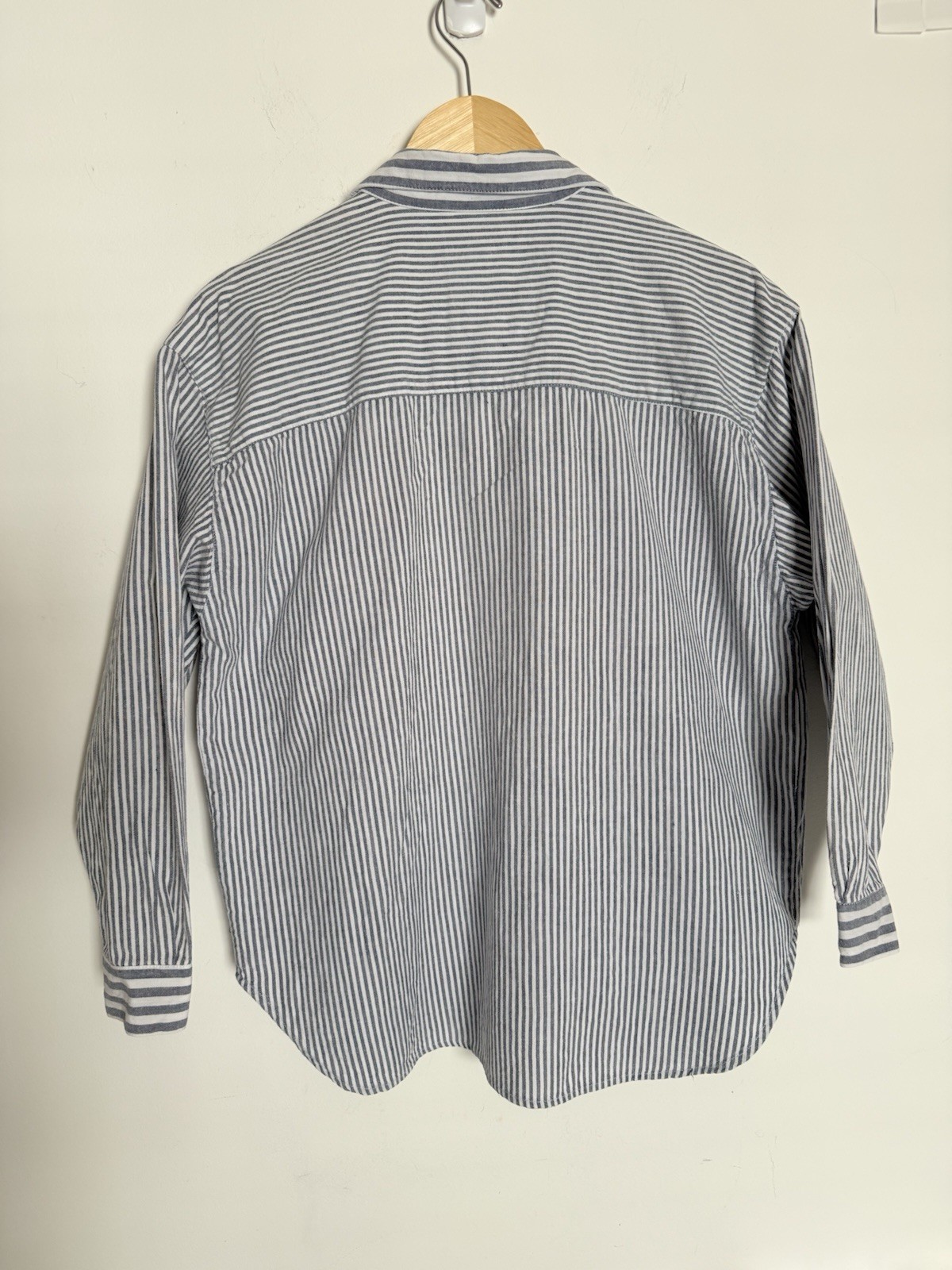 Women’s “For Smart Workers” Striped 100% Cotton Button Down Sz Medium Unique!