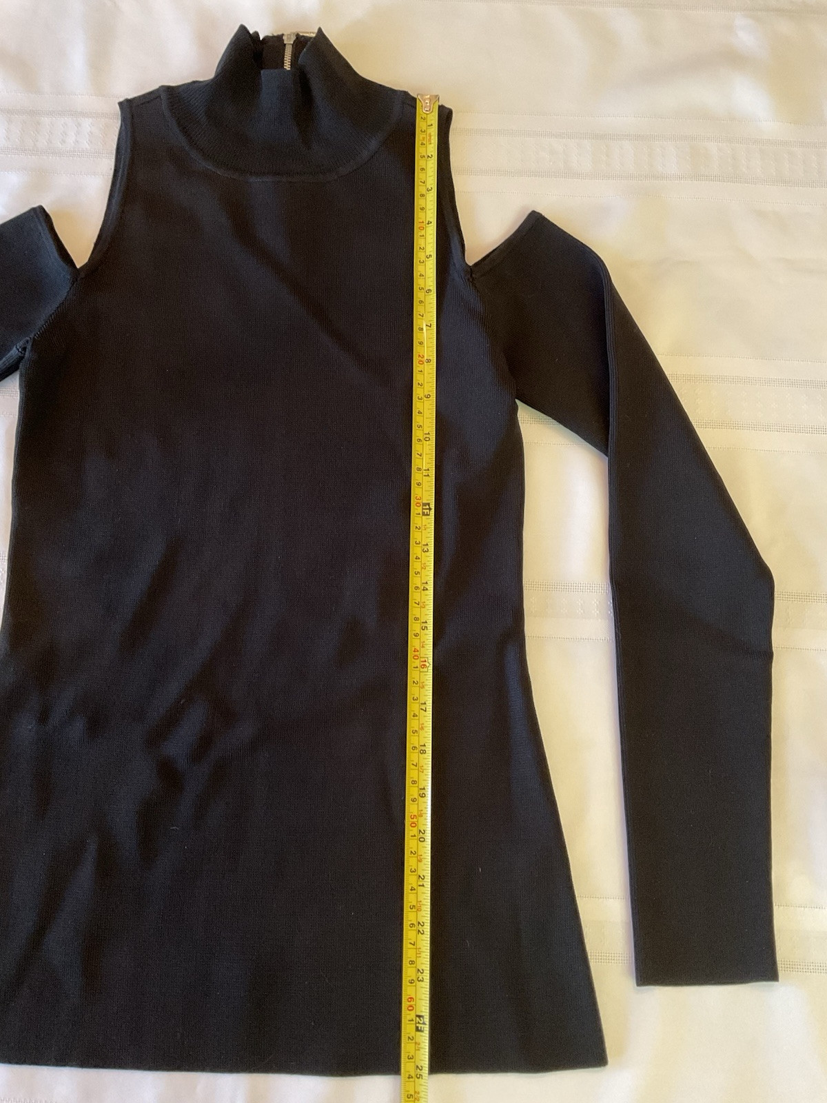 White House Black Market Ribbed Mock Turtleneck Cold shoulder L/S Black Sz S
