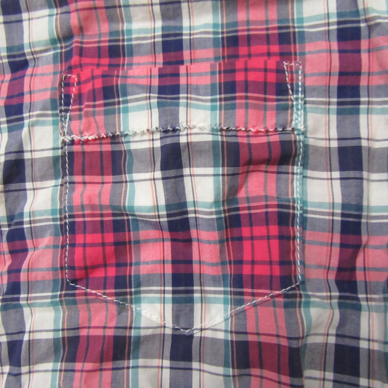 American Eagle Outfitters Womens Size M Button Up Top Classic Prep Fit Plaid