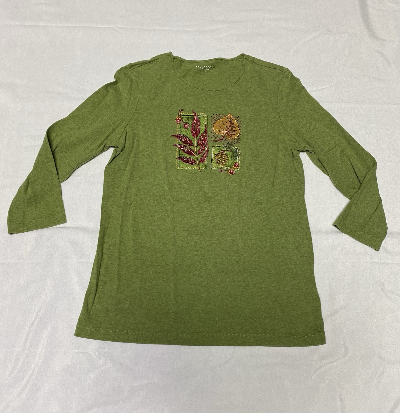 Laura Scott 3/4 Sleeve Green Tshirt Fall Leaves Themed Size Small