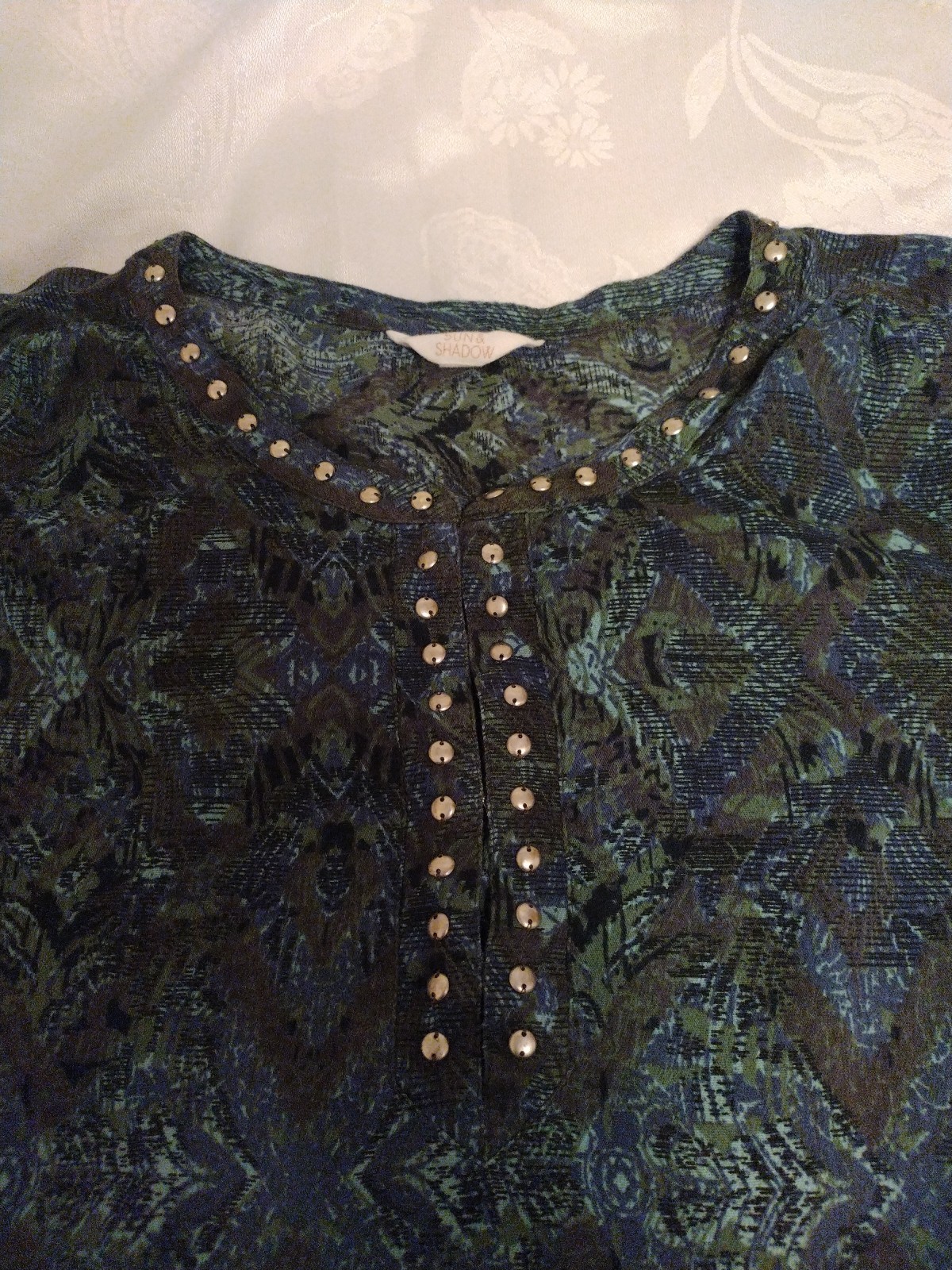 Sun & Shadow Green Boho Studded Long Sleeve Tunic Womens Size Large Cotton Top