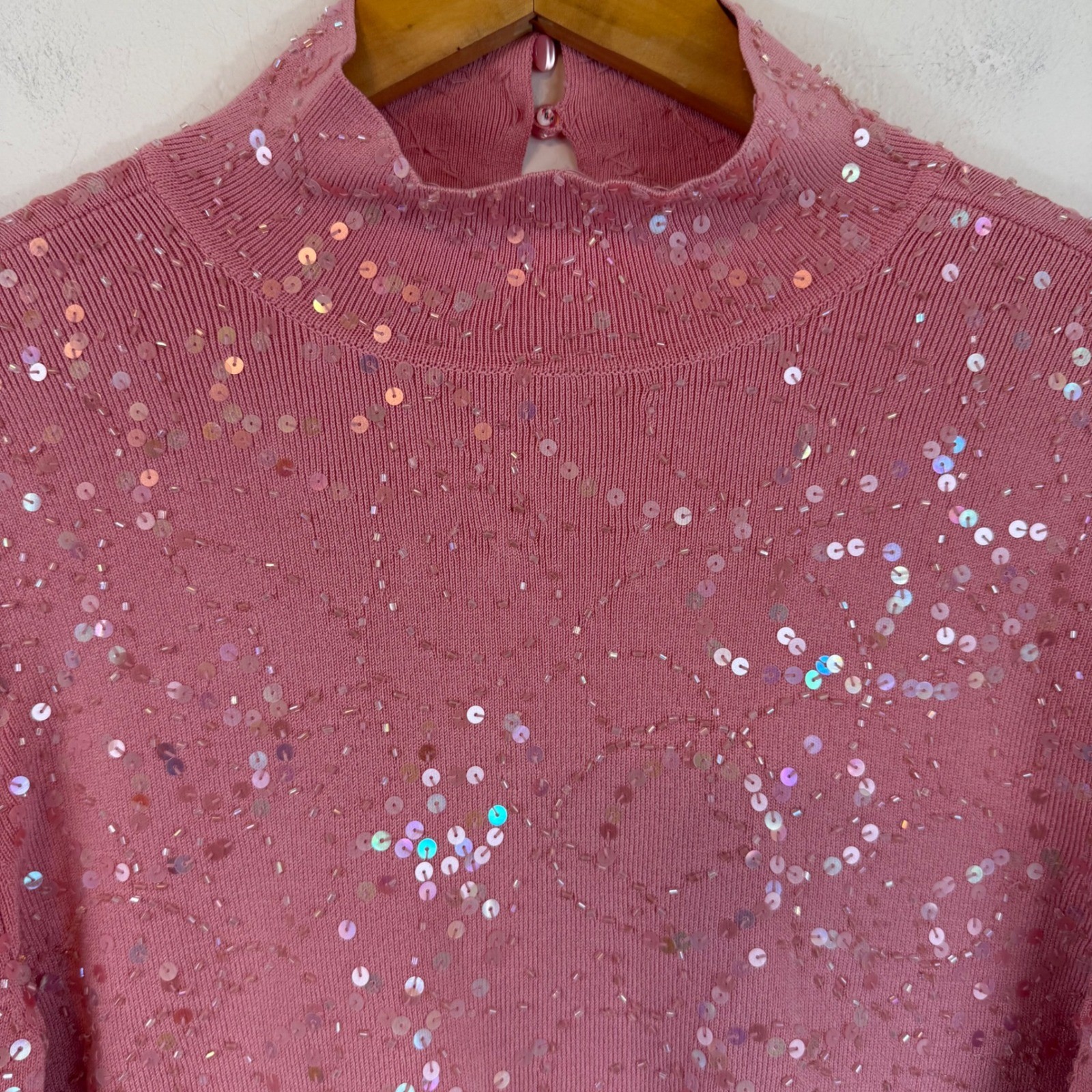 Vintage Classiques Entier Sequin Silk Sequin Beaded Top Pink Mock Neck Y2K M