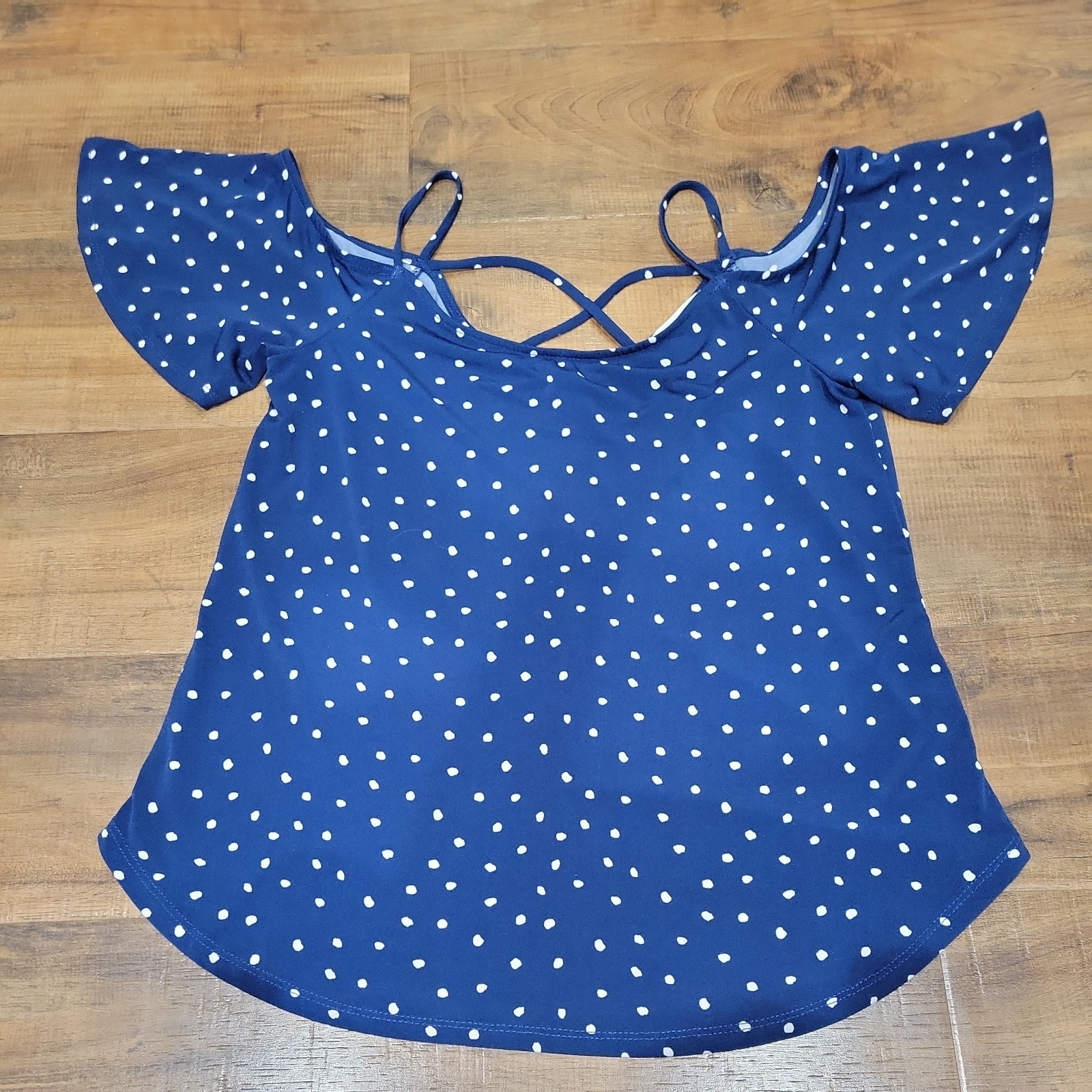 Kaileigh Navy Blue Polka Dot Cold Shoulder Flutter Sleeve Top XS