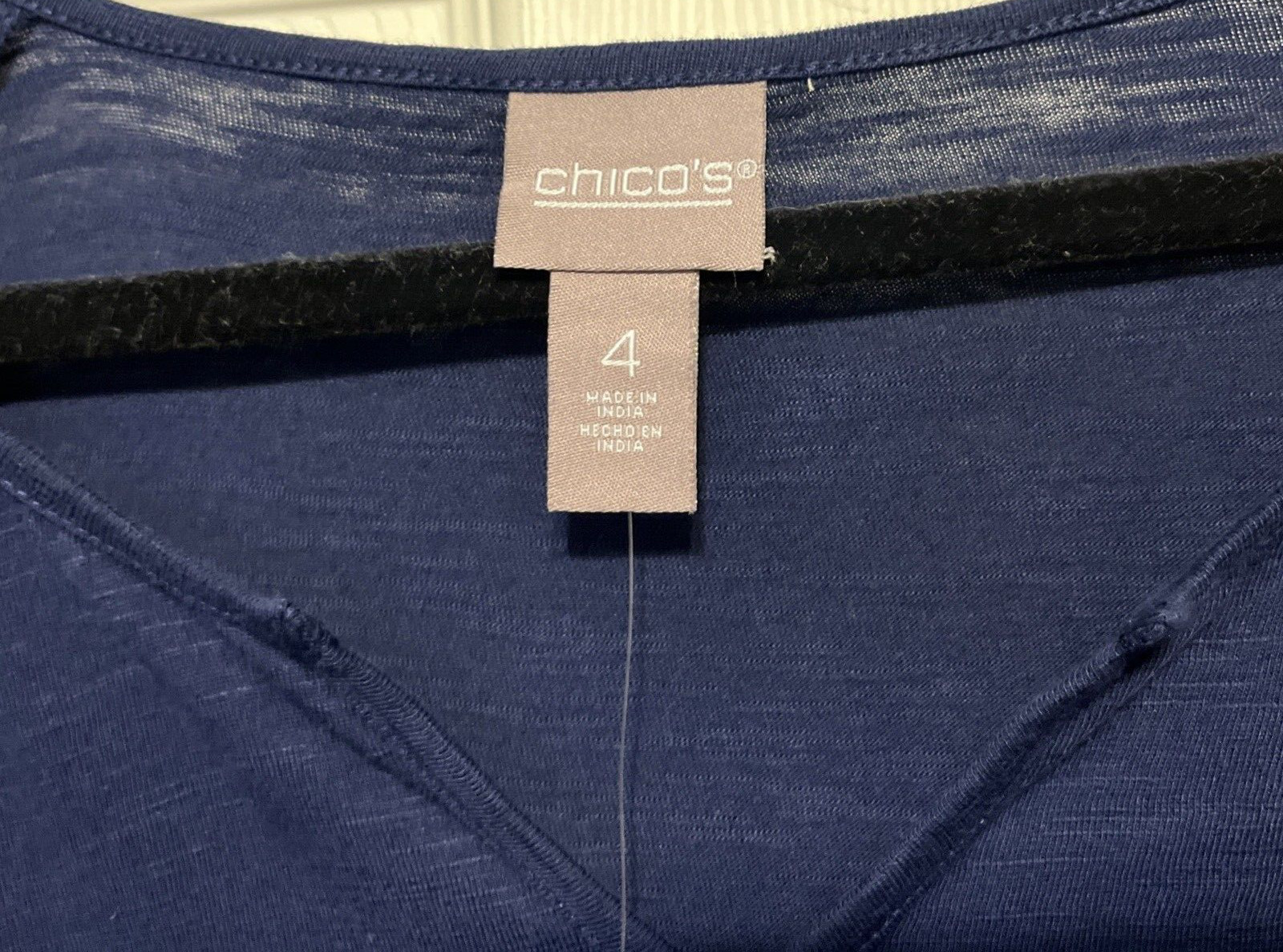 Chico’s Midnight Blue Embroidered Notch Neck Long Sleeve Knit Top Sz 4(20/22)NWT